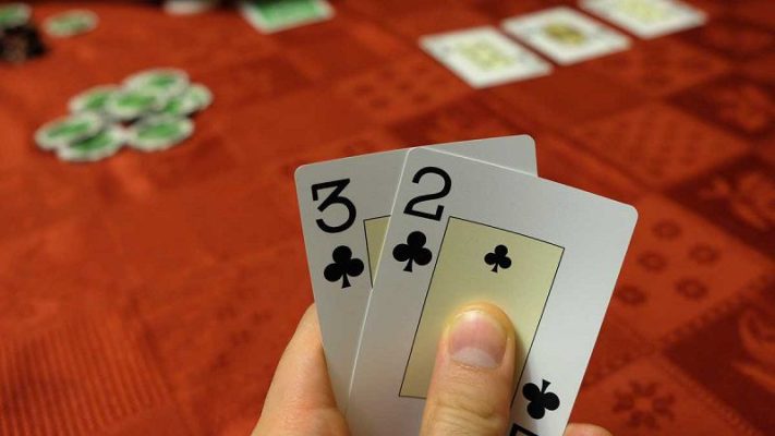 Hiểu đúng bản chất Poker bluff là gì?